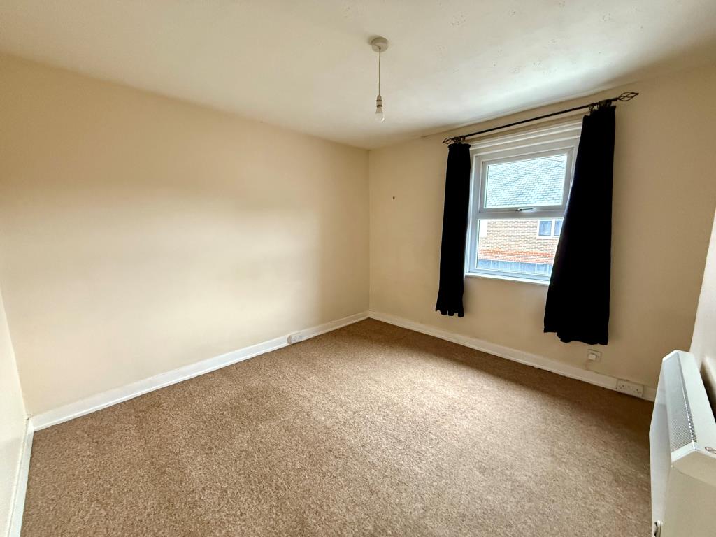 Lot: 160 - MID-TERRACE HOUSE FOR REFURBISHMENT - Bedroom one